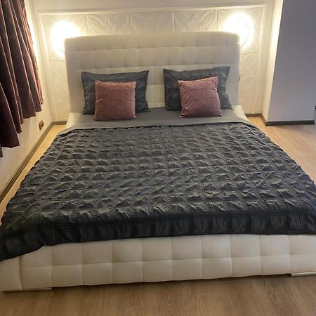 Karra Hotels Voluntari Экстерьер фото