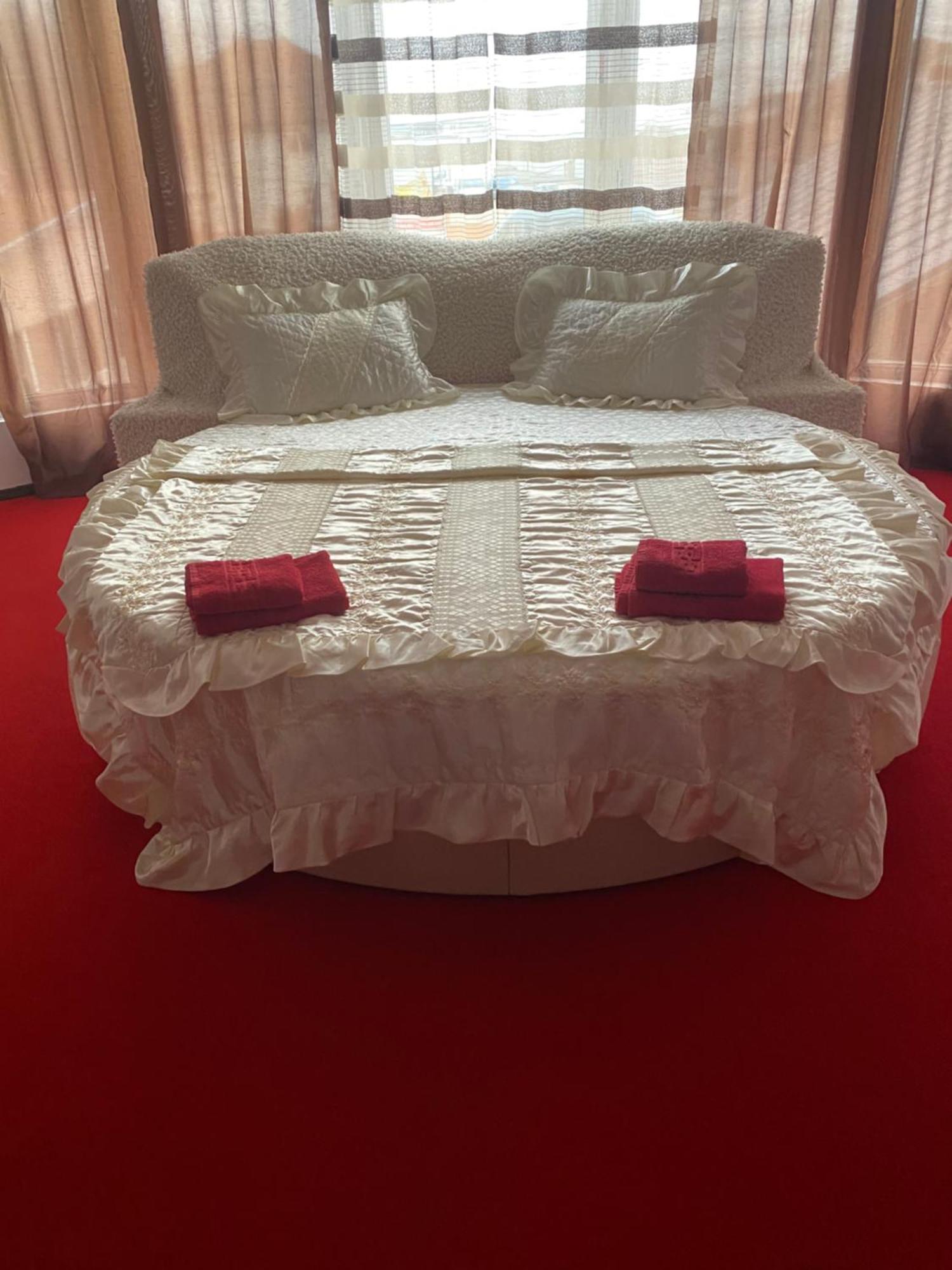 Karra Hotels Voluntari Экстерьер фото