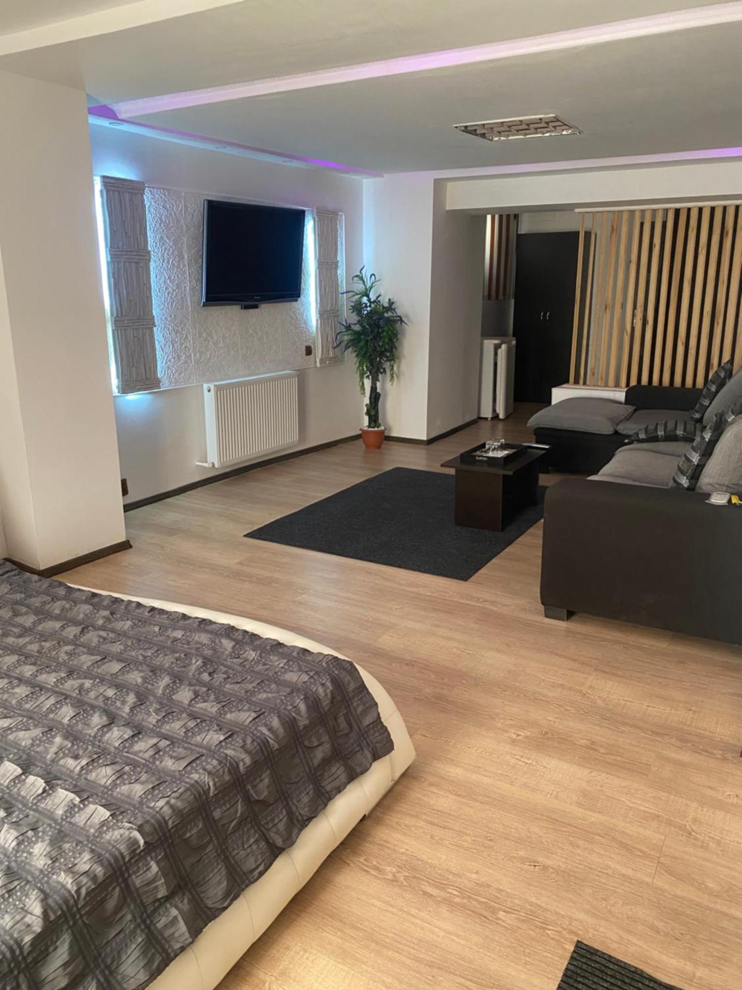 Karra Hotels Voluntari Экстерьер фото
